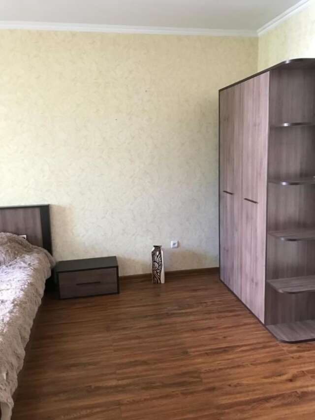 Апартаменты Сдам посуточно однокомнатную квартиру Чернигов-19